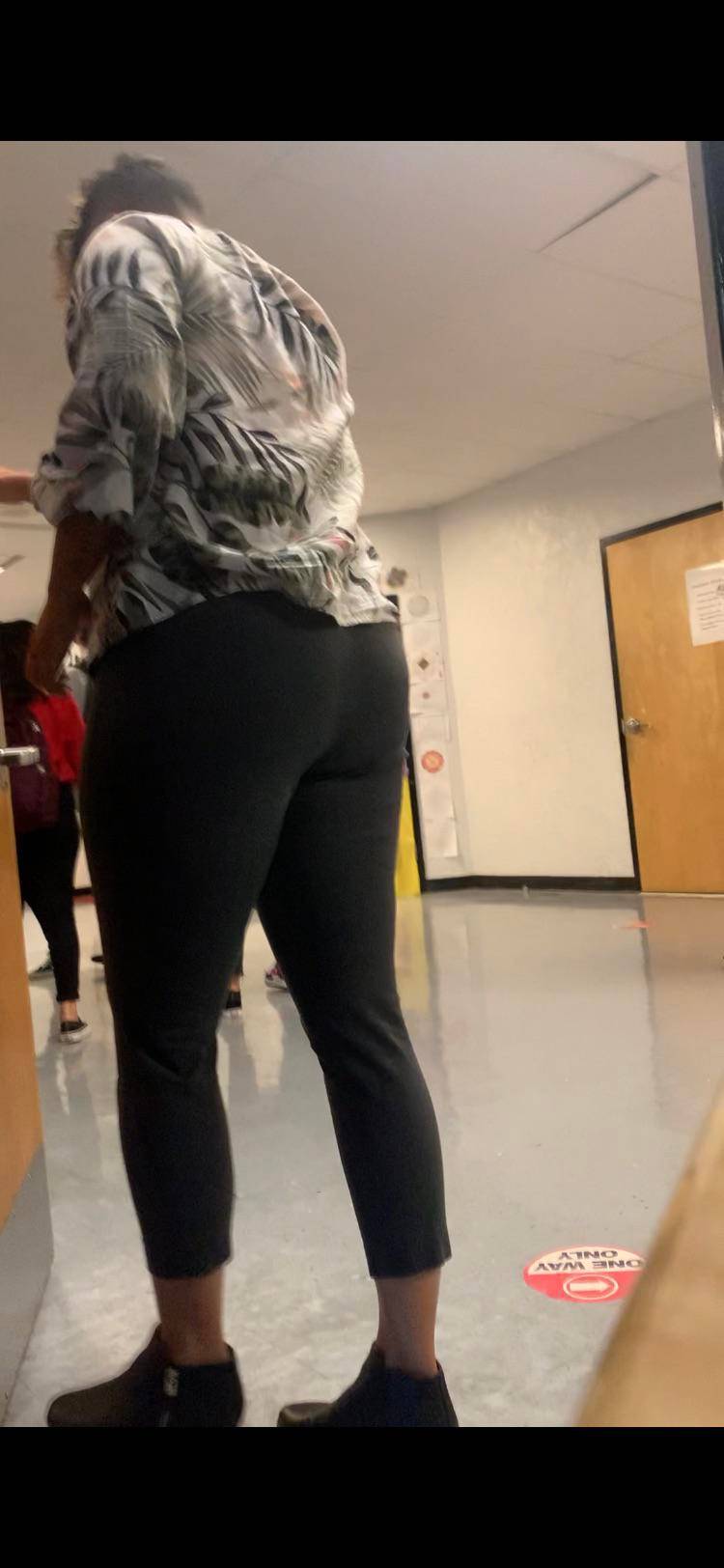 Would You Fuck My Thicc Latina Teacher Scrolller