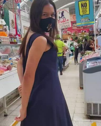 Walking butt naked in the market [00:42] | Scrolller