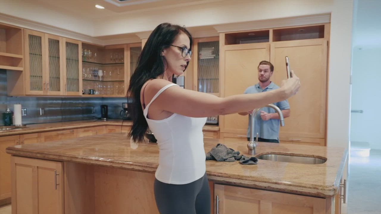 Sending Mom`s Nudes Scrolller