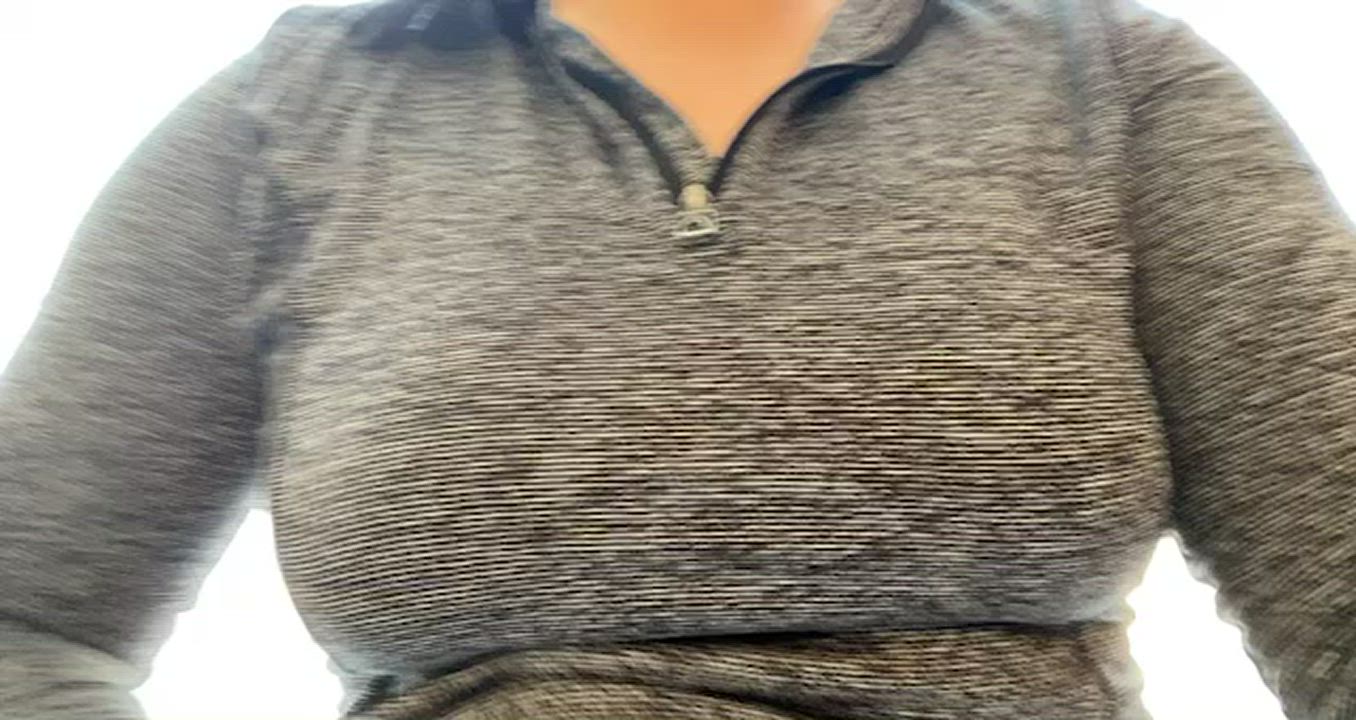 Sunday Tittydrop by the window 😍 | Scrolller