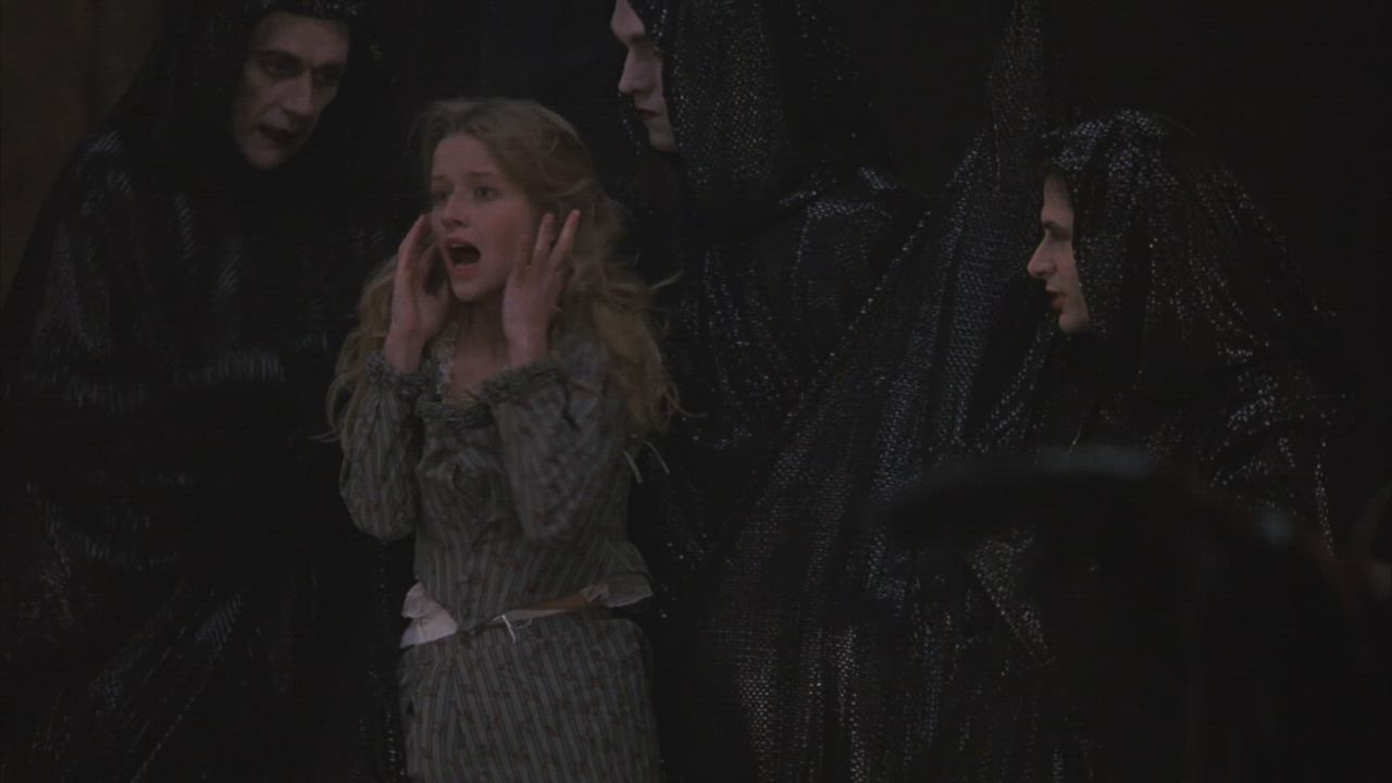 Laure Marsac in Interview with the Vampire (1994) | Scrolller