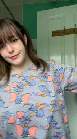 Pyjamas are super effective at hiding big boobs 😁 | Scrolller