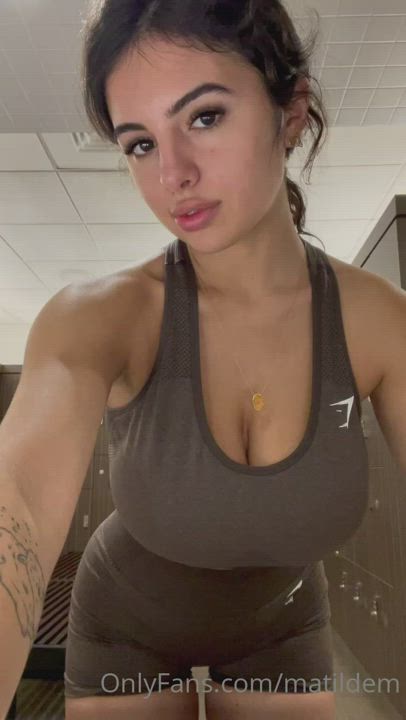 Megalink in the comments💬 | Scrolller