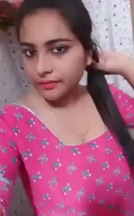 Extremely Cute Bangla Babe Showing Her Huge Tits Must Watch Link In Comment 💦💦 Scrolller