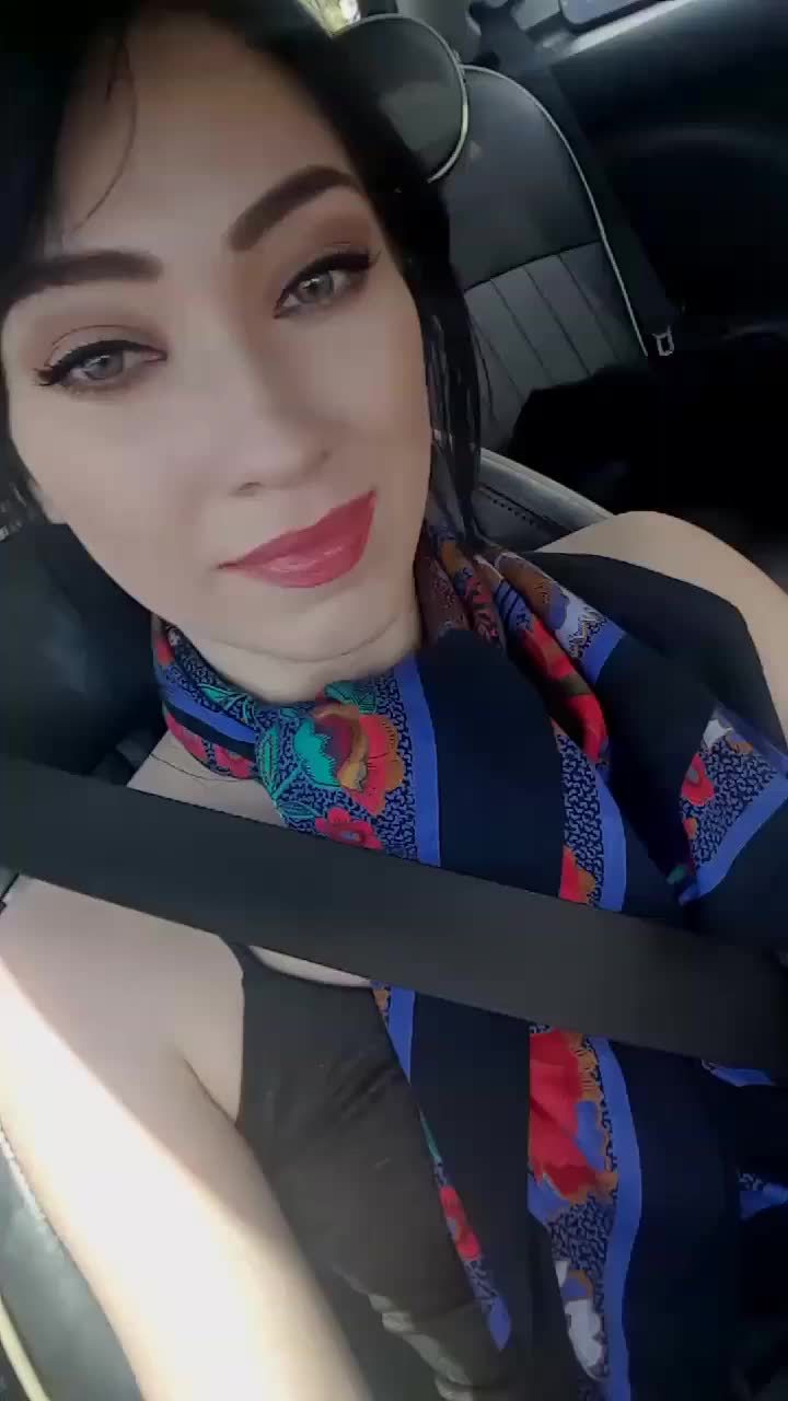 Aria Alexander Rubs Her Pussy In The Car Scrolller