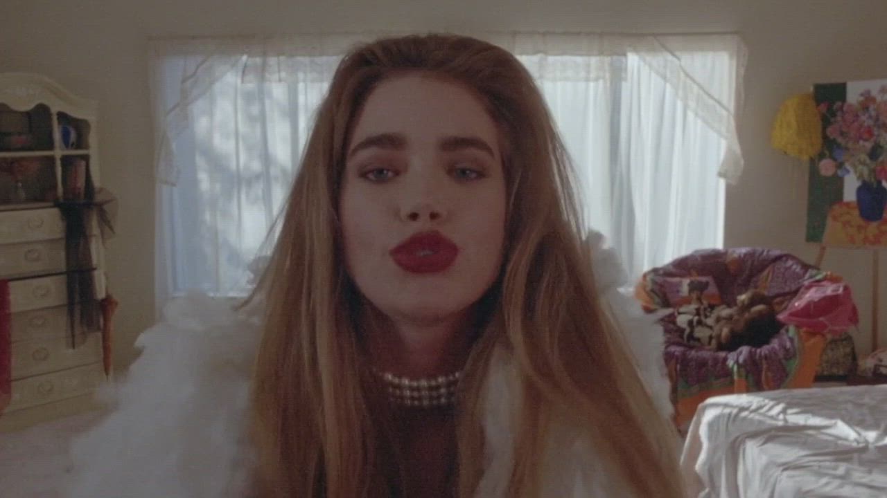 Denise Richards in Tammy and the T-Rex (1994) | Scrolller