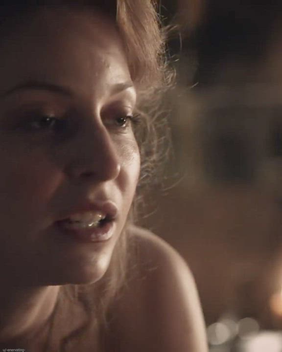 Esme Bianco (at 28) - Game of Thrones S01 (HQ) | Scrolller