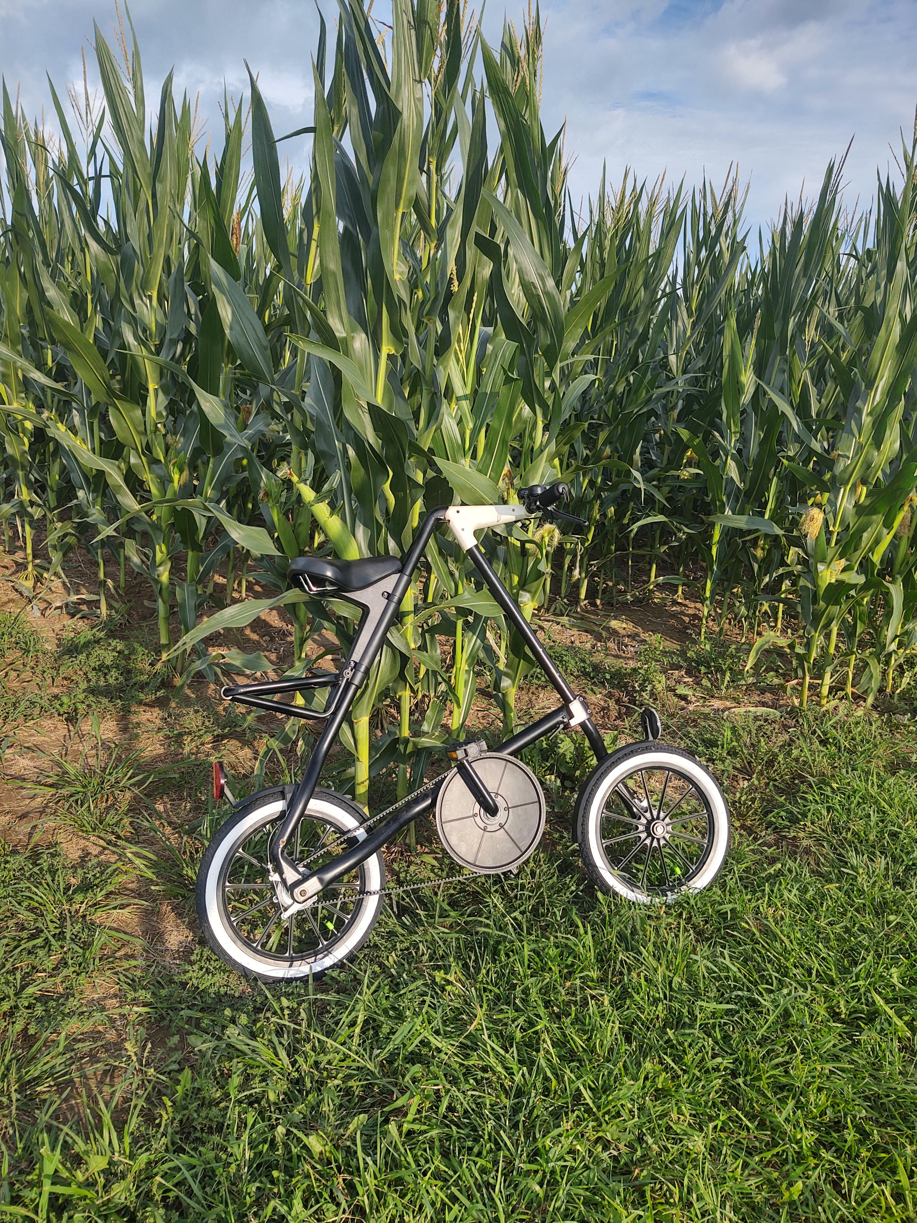 A corny test ride on my Strida Mark I with 3D printed top joint, new ...