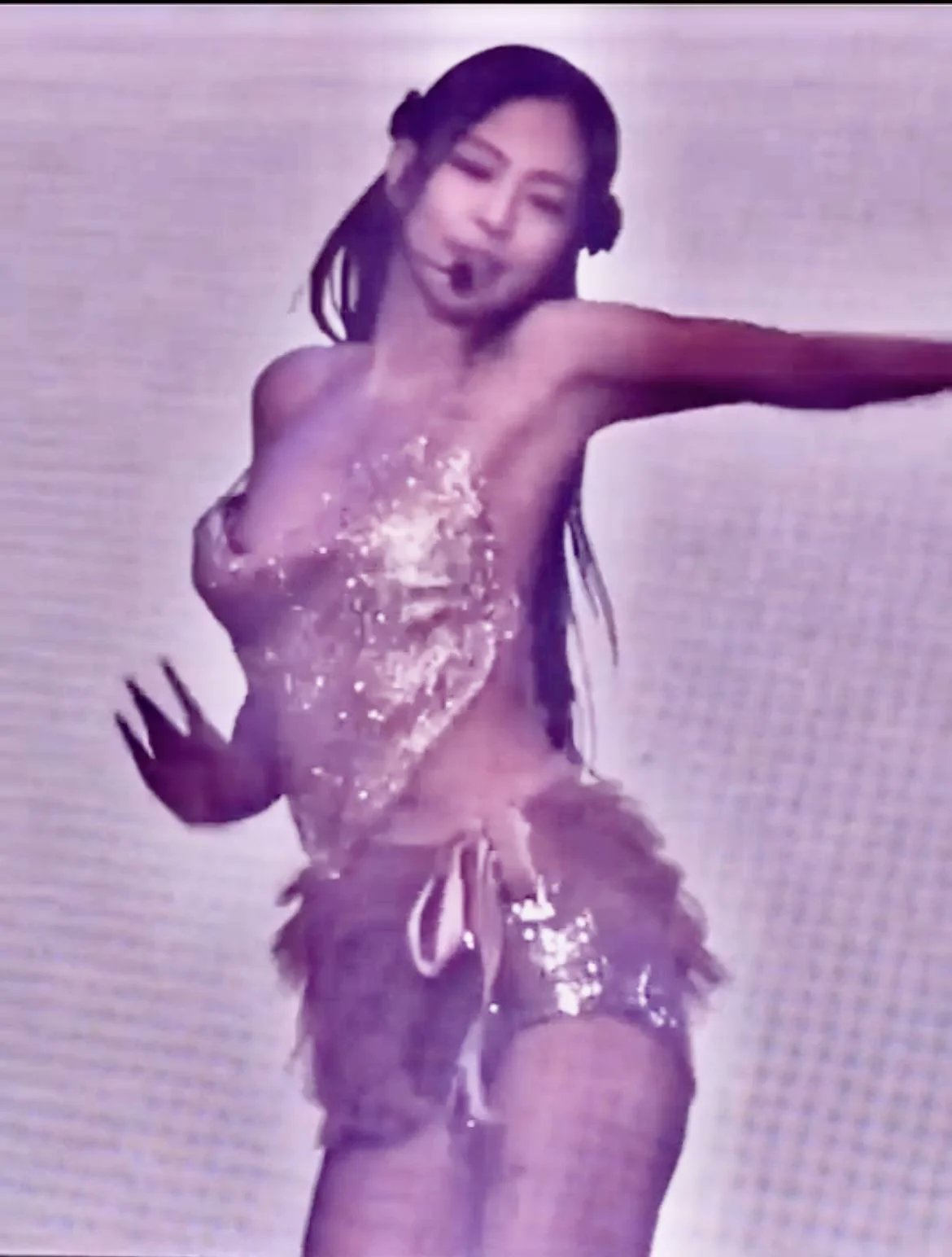 Jennie blackpink nip slip