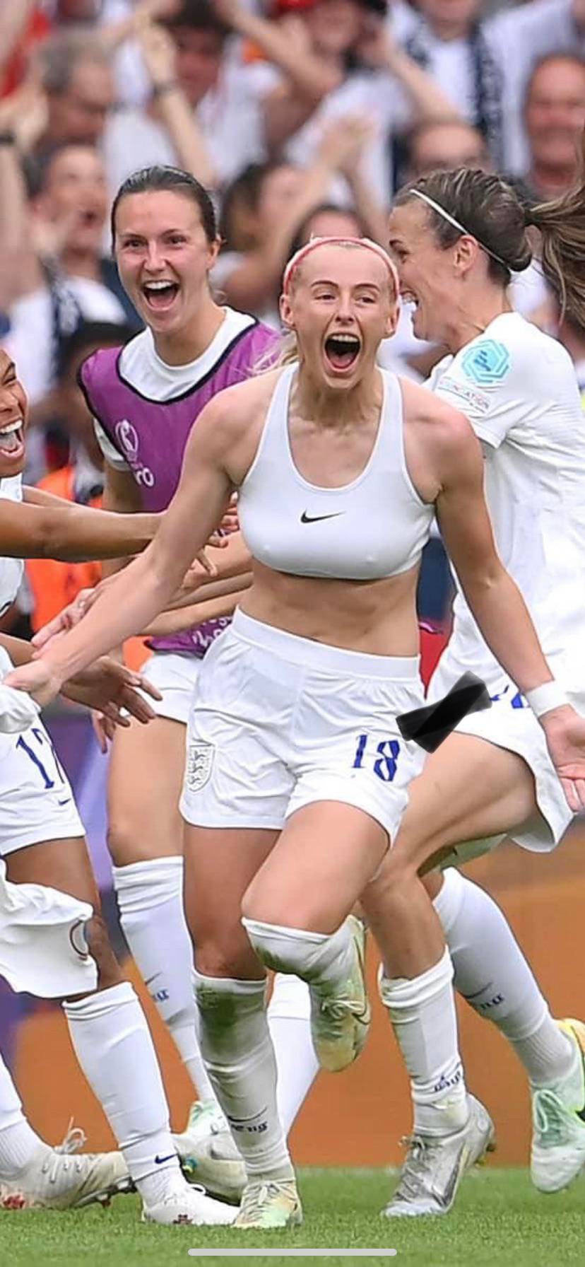 Chloe Kelly.. England winning goal scorer | Scrolller