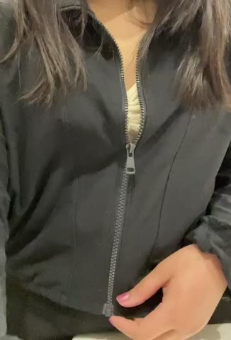 Does anyone appreciate small asian titty drops? 🥺🥺 | Scrolller