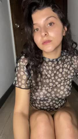 I enjoy being told what to do | Scrolller