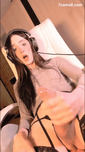 Lick my cock like a creamy lollipop