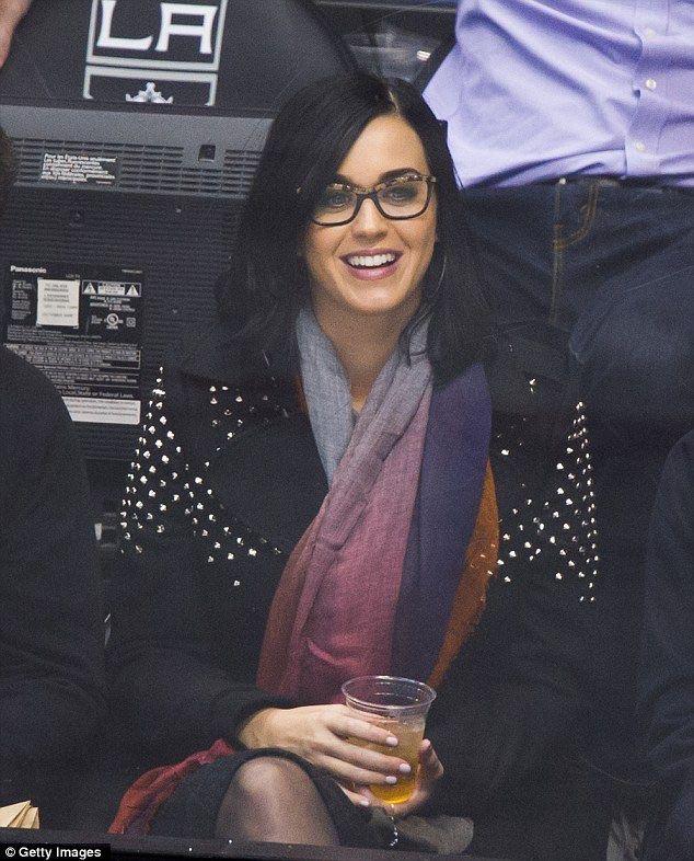 Katy At An LA Kings Hockey Game Scrolller katy-at-an-la-kings-hockey-game-scrolller