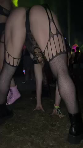 Making My Fianc Record Me Being A Slut At Edc Scrolller