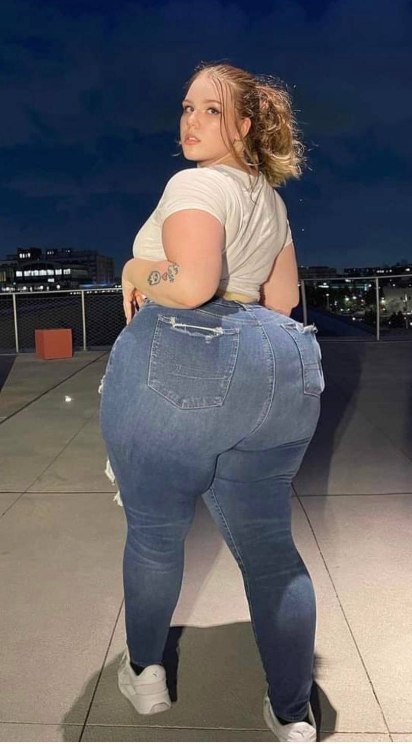 Pawg Scrolller 