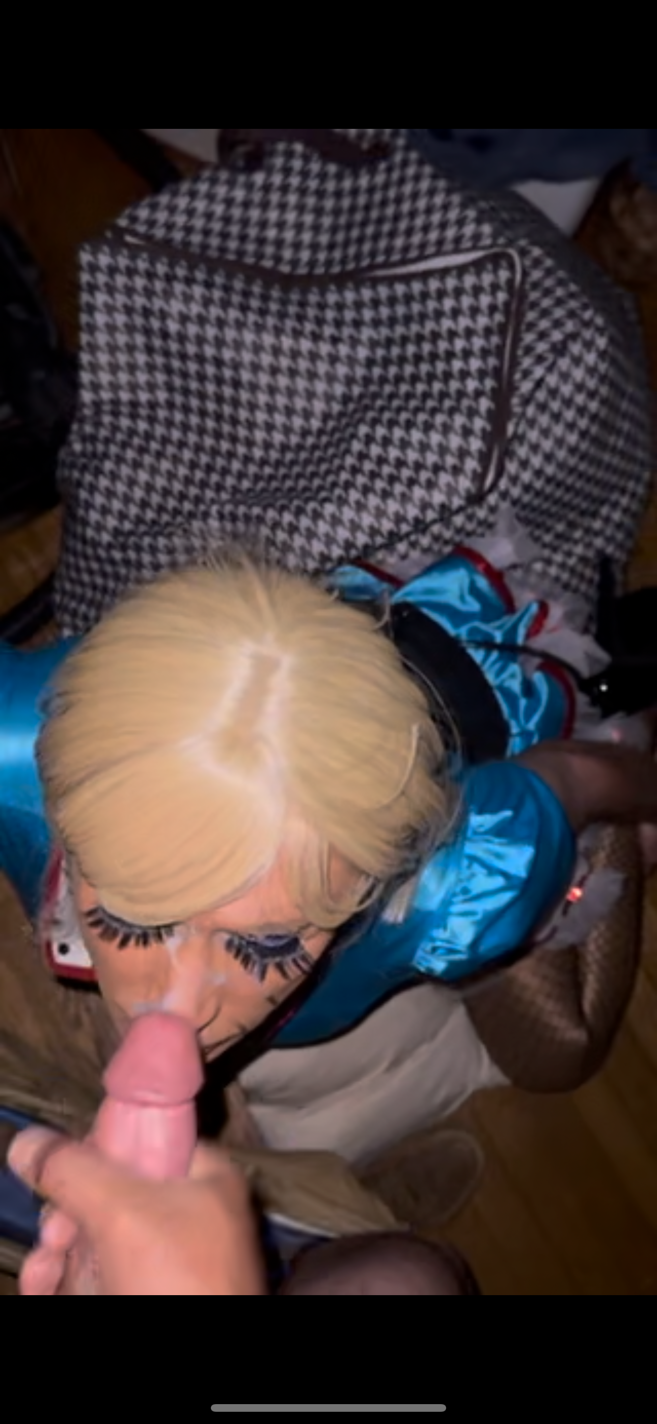 Sissy cum facial