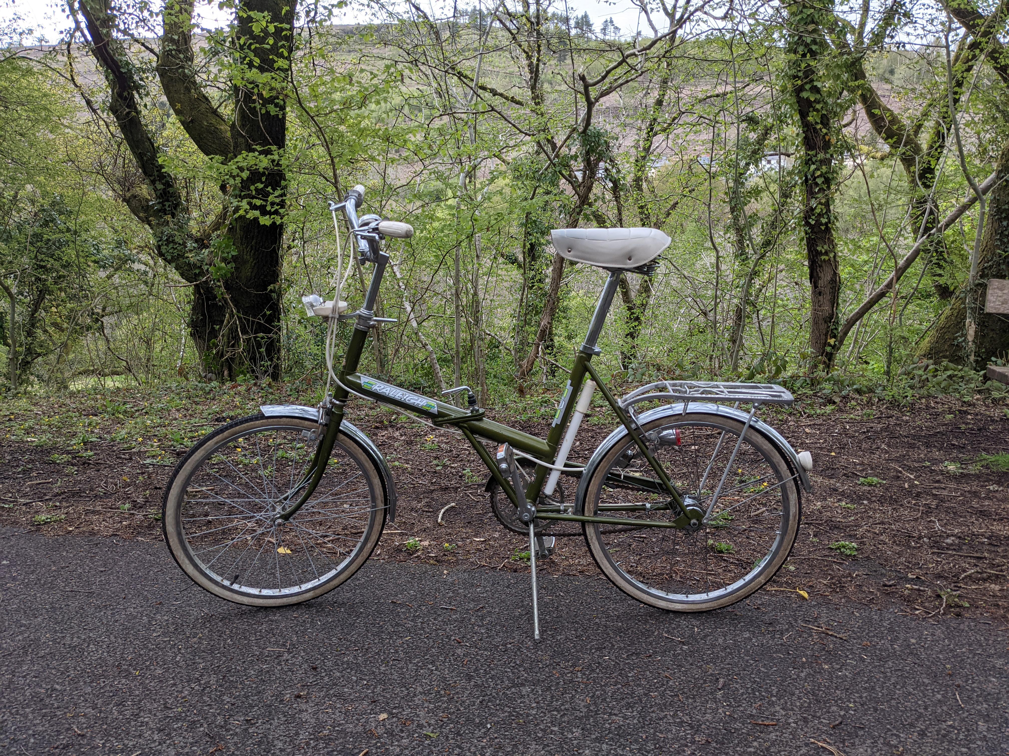 Old Raleigh 20 Raleigh Twenty Stowaway, hub stamped 1978, original condition. Recently ...