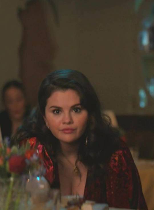 Selena Gomez In 'Only Murders In The Building' S03E05 | Scrolller