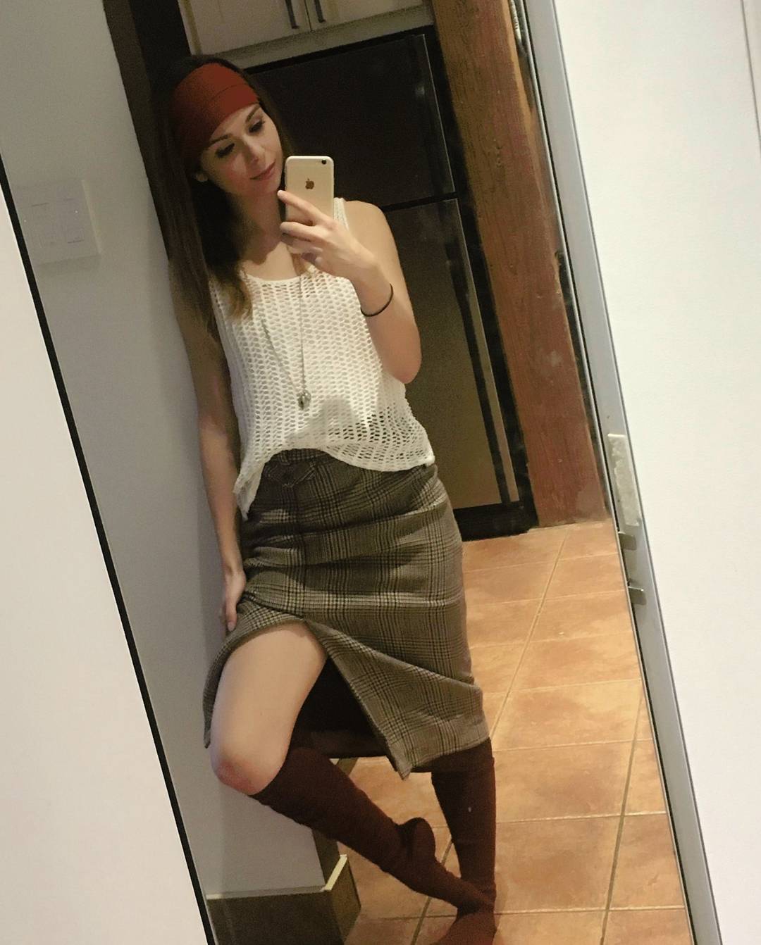 Sharing myself with other willing wives Scrolller