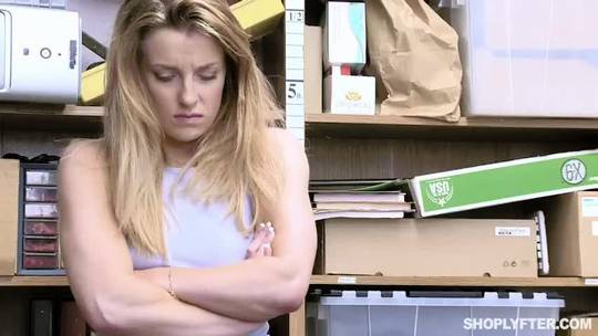 Shoplyfter Case No Kate Kenzi Scrolller