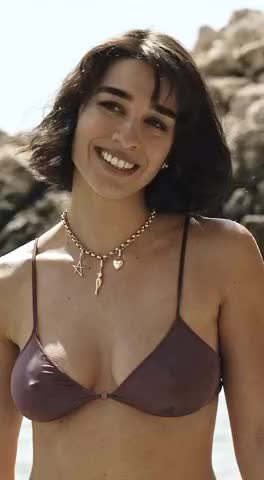 Simona Tabasco in The White Lotus (2022) Scrolller