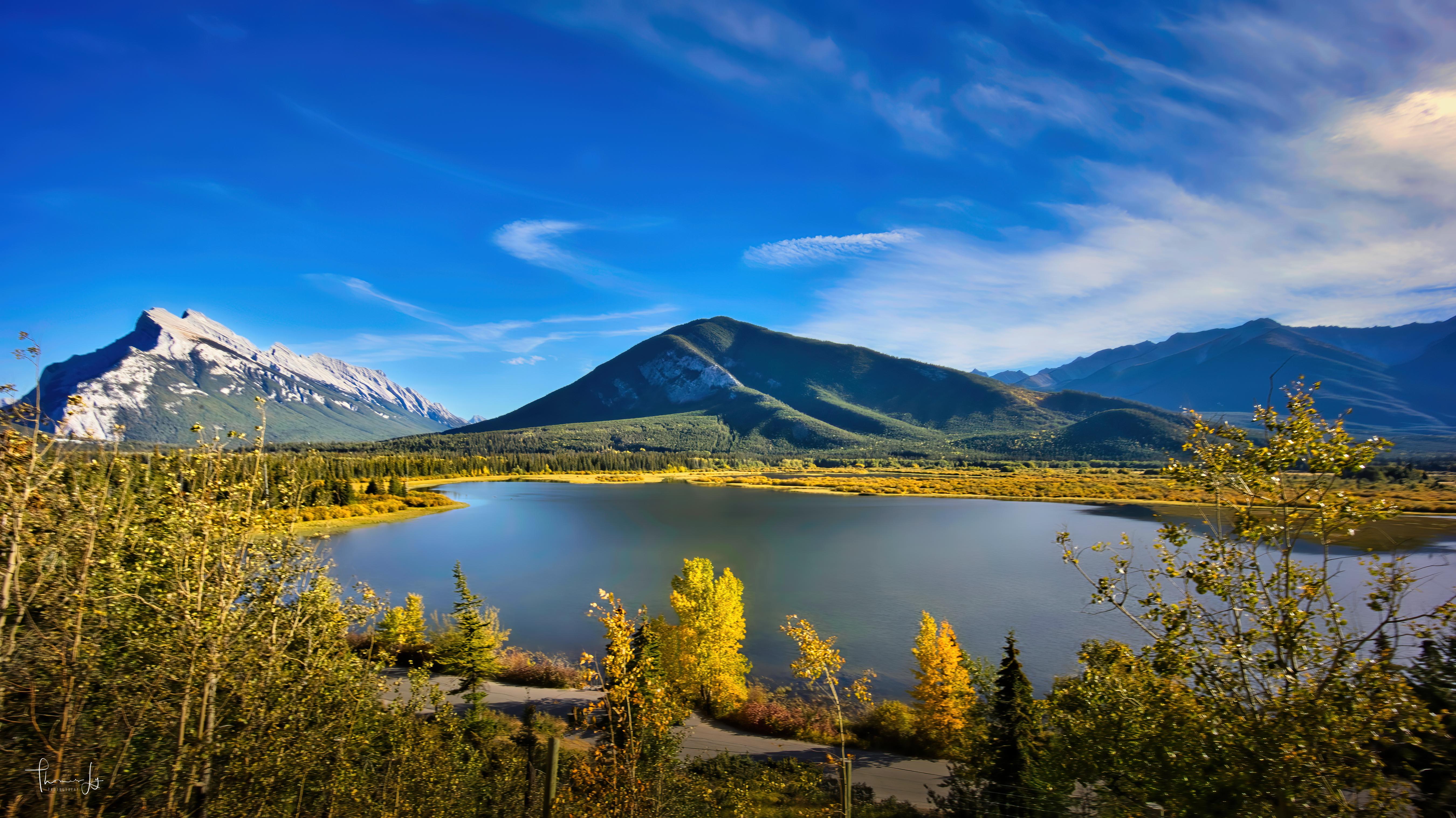 Sunset Vermilion Lakes in Autumn - Banff National Park, Canada - [OC ...