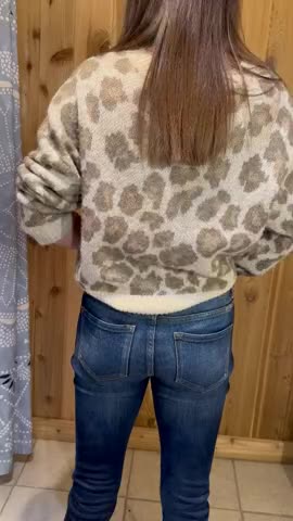 What’s hiding under these jeans Scrolller