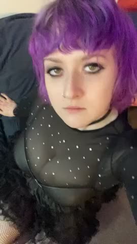 Your Big Titty Goth 🥺 | Scrolller