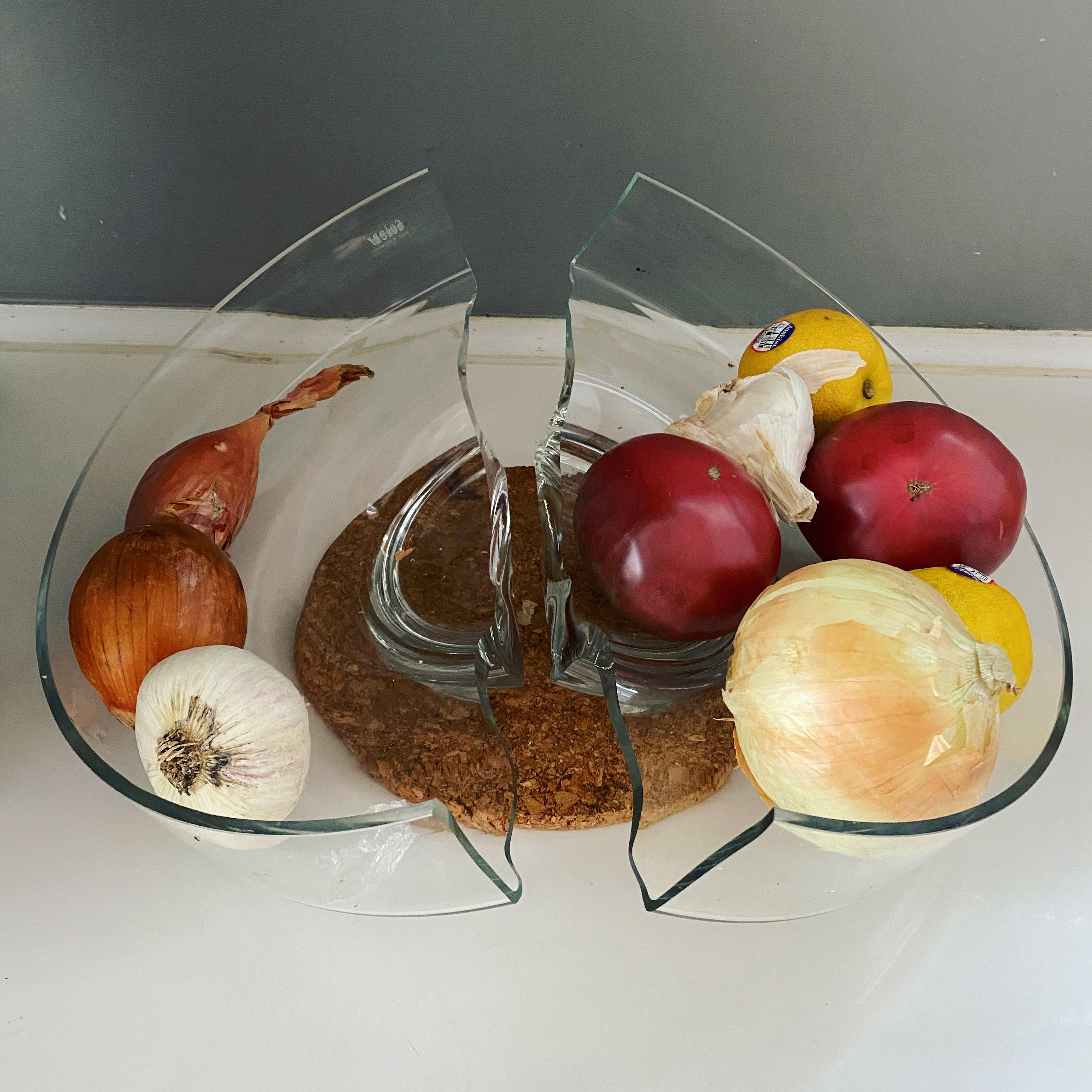 60-year-old-dish-split-spontaneously-alone-on-the-countertop-in-the