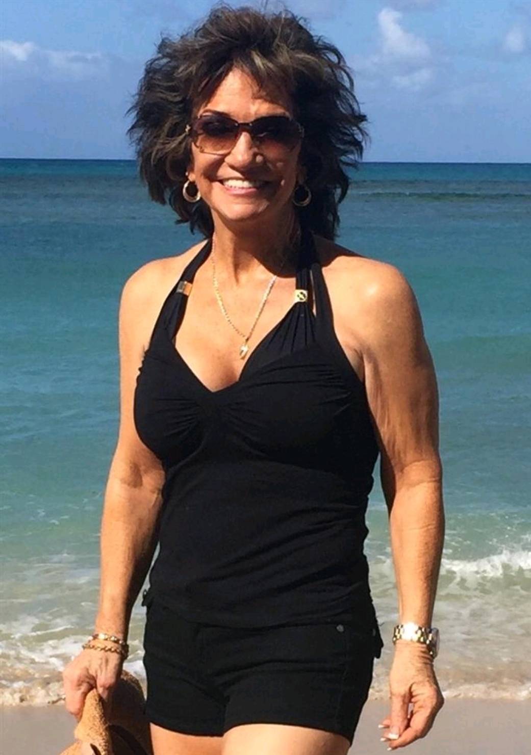 72 Female 72 years old! | Scrolller