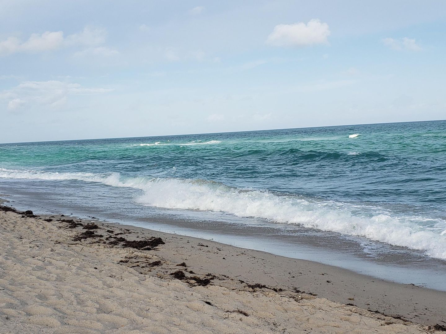 A Beautiful Day At The Beach Scrolller