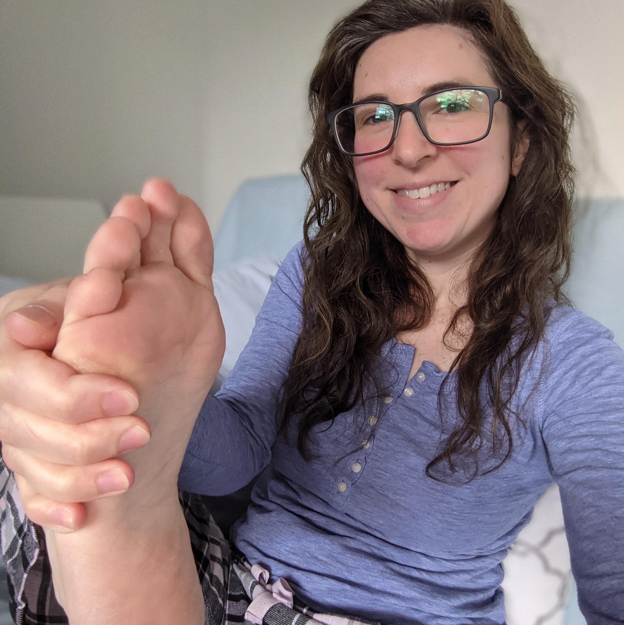 A little "sole selfie" to brighten your day! Scrolller