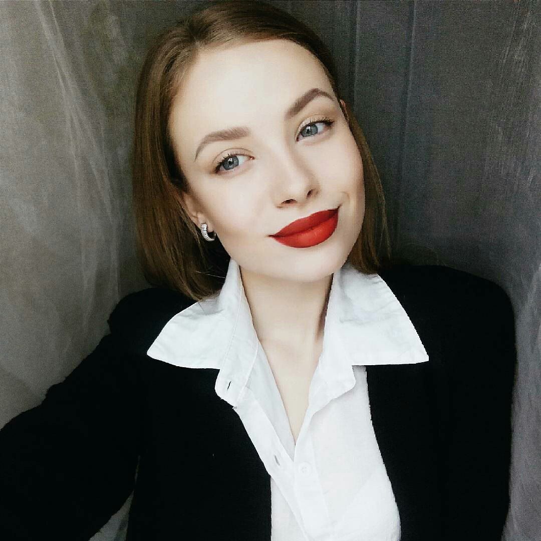Alina Kalinina Scrolller