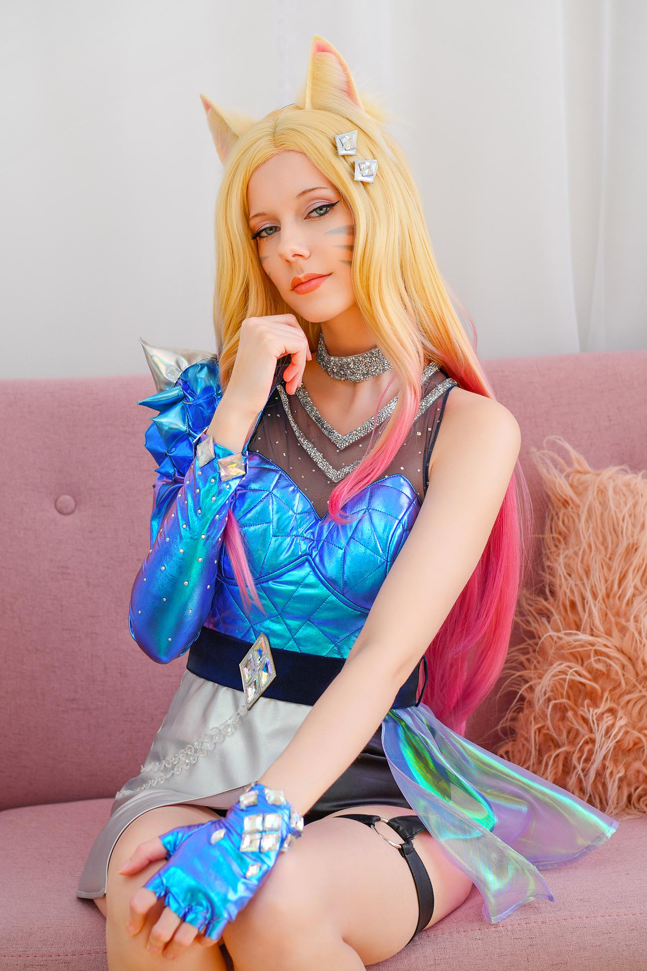 All Out Kda Ahri From League Of Legends By Sanny Cosplay Scrolller 