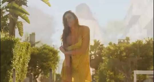 Anastasia - Yellow Dress [GIF]