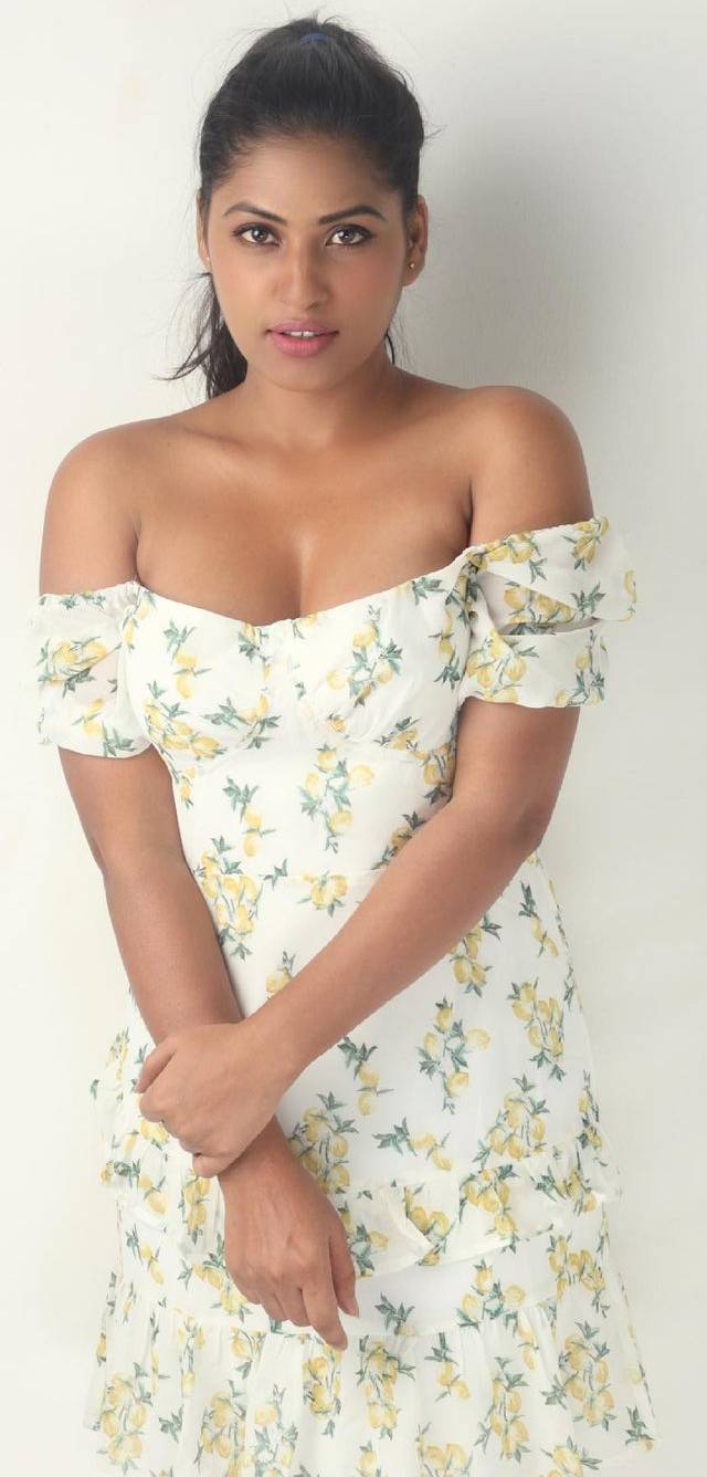 Anjali Gaud Scrolller