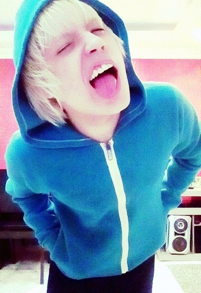 Blue Is My New Favorite Color! XD | Scrolller