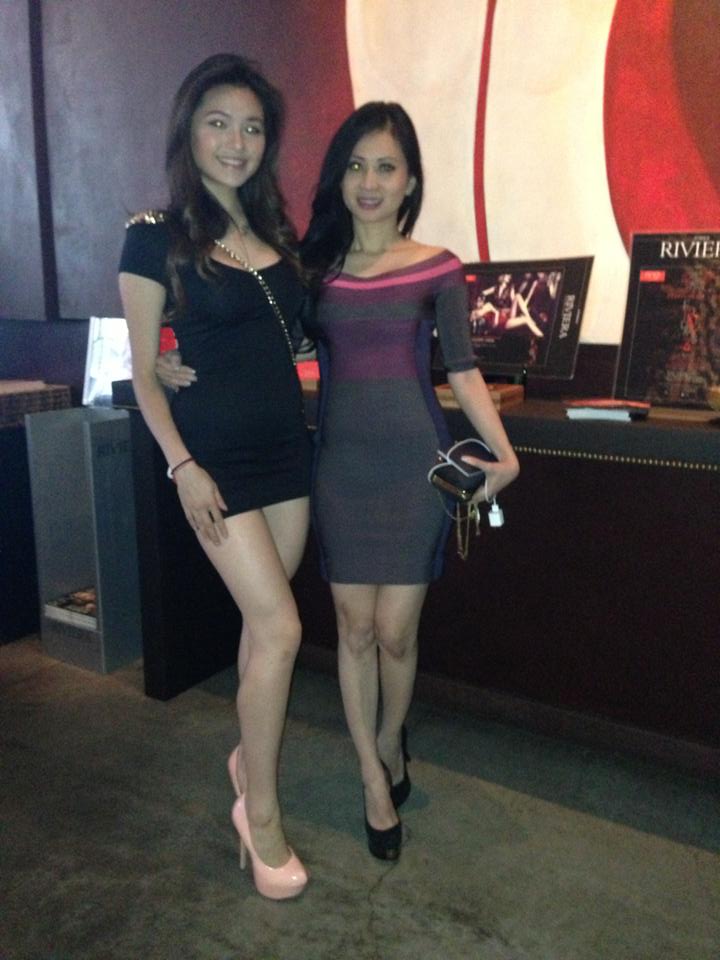 Boss Lady And Jenny Long Legs Scrolller Boss Lady And Jenny Long Legs Scrolller