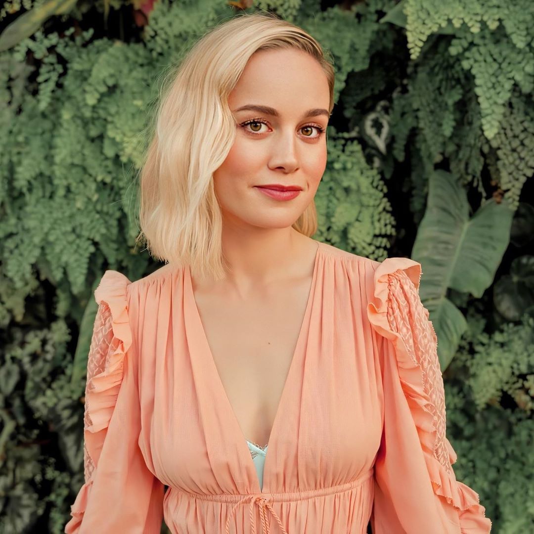 Brie Larson Scrolller