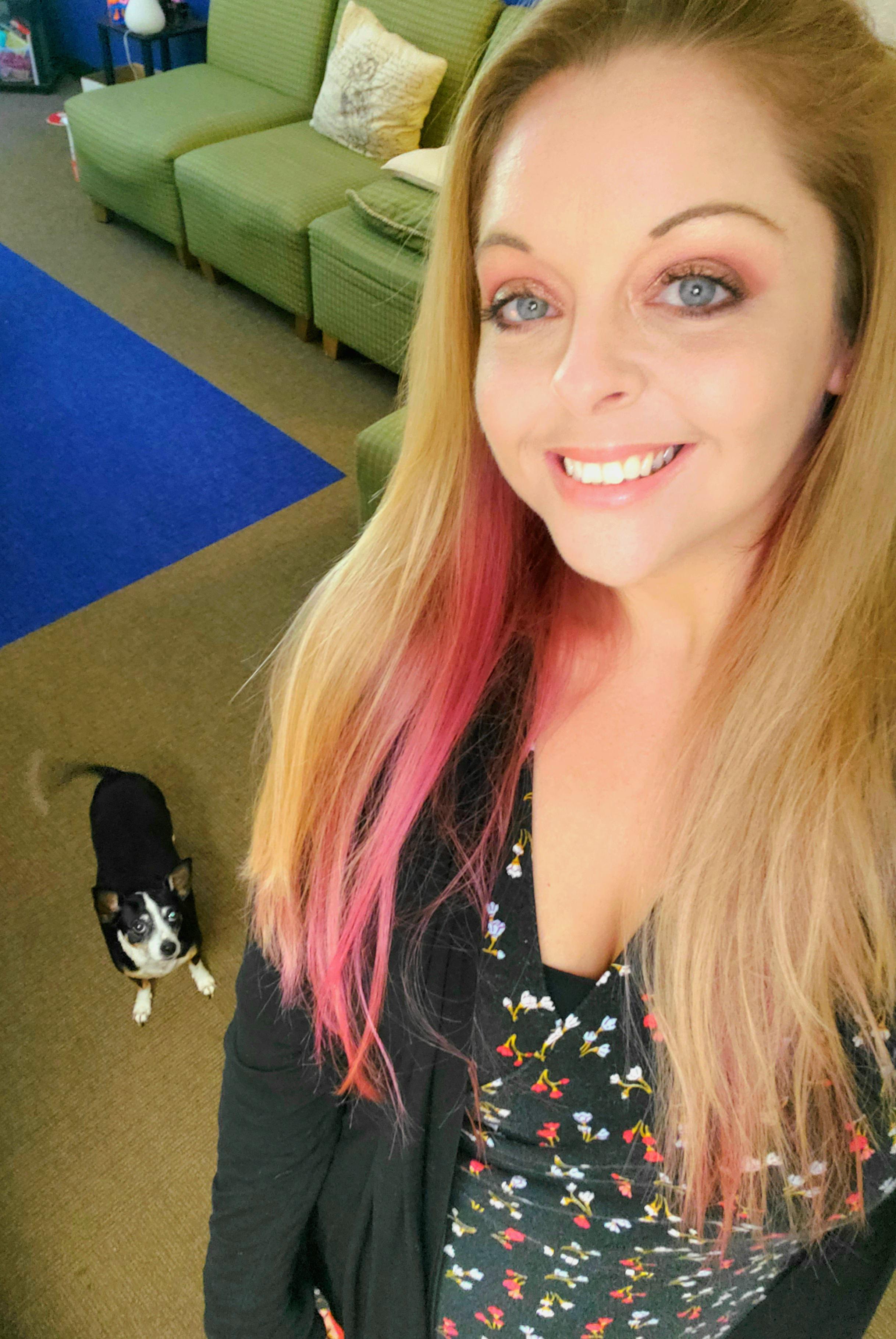 Bringing my furbaby to work always make me smile [34F] | Scrolller