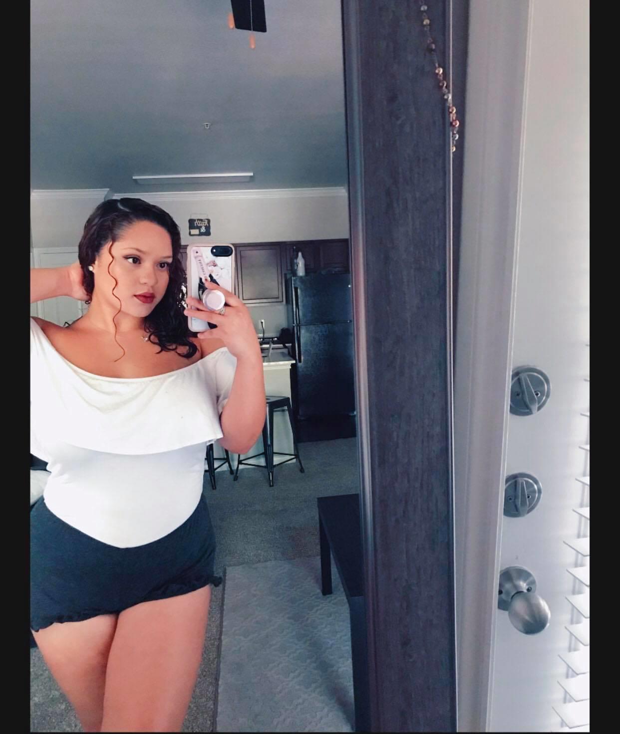 Busty Thick Latina Scrolller