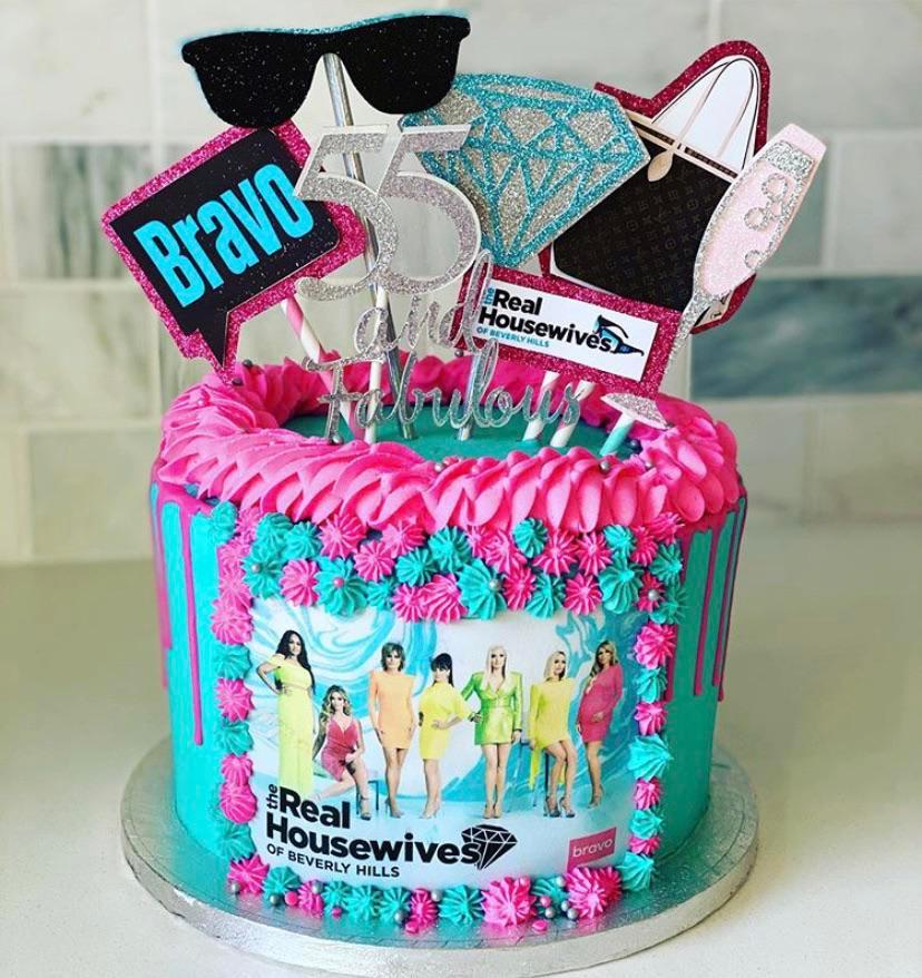 Celebrating my birthday with a RHOBH cake. Just wish it had LVP on it