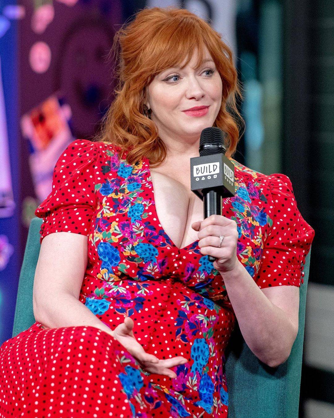 Christina Hendricks Scrolller