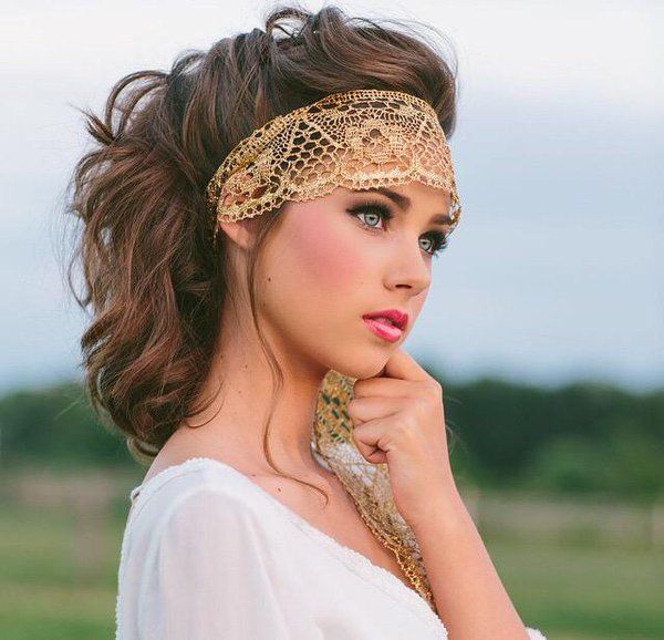 Claire Estabrook Scrolller