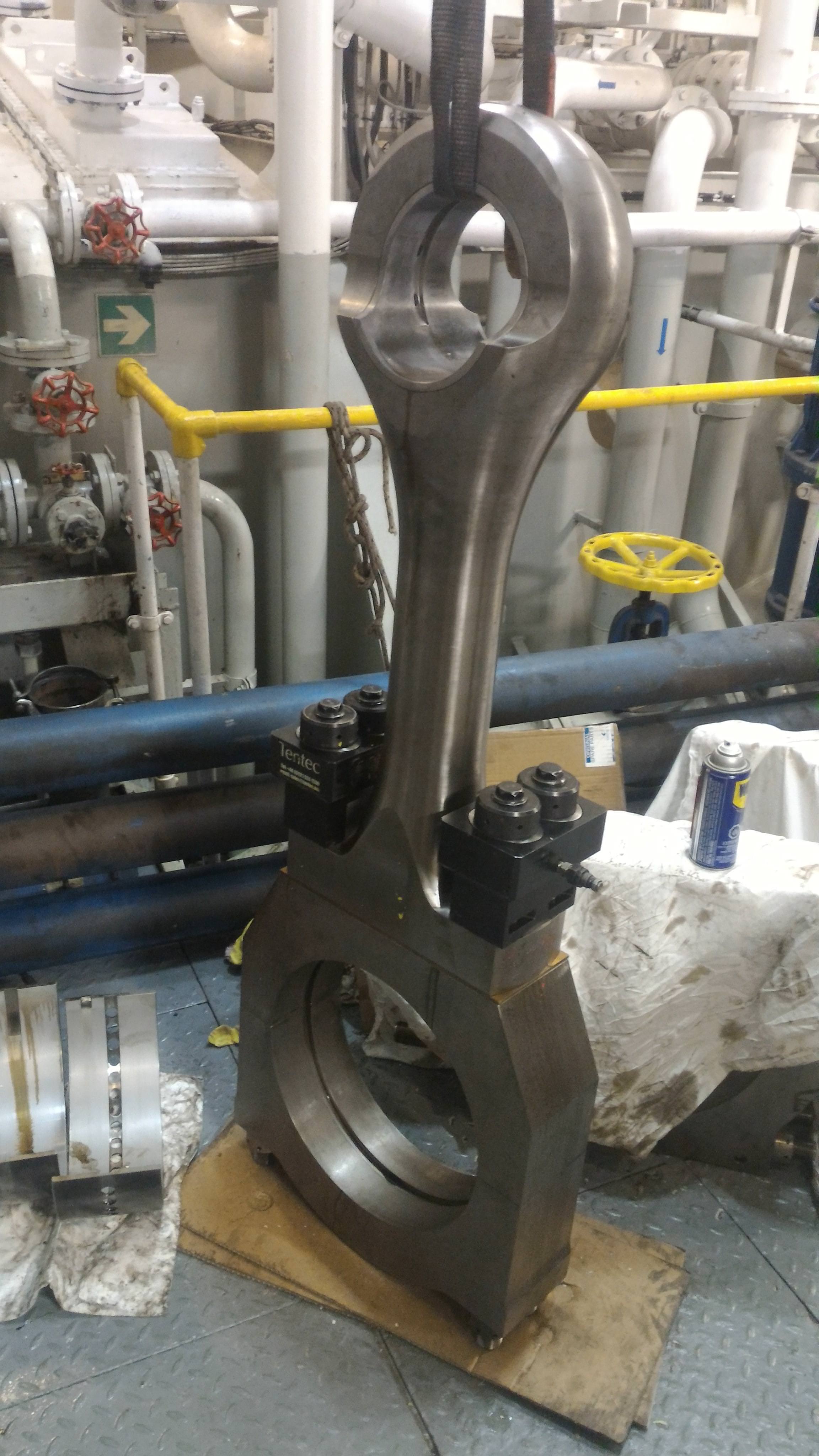 Connecting rod from a ship. WD-40 for scale | Scrolller