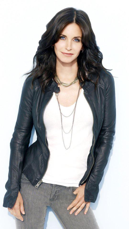 Cox Scroller Courteney Cox | Scrolller