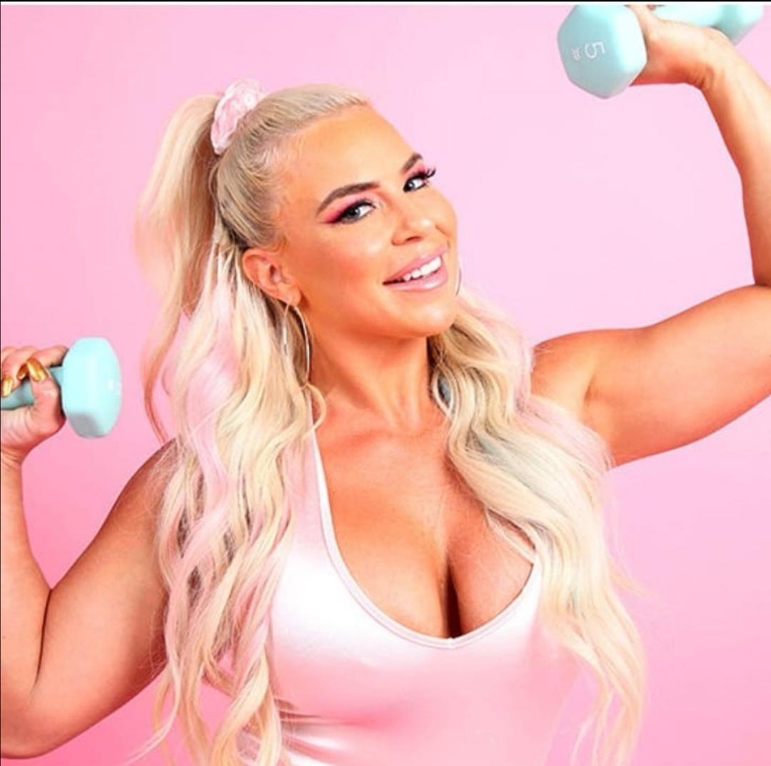 Dana Brooke | Scrolller