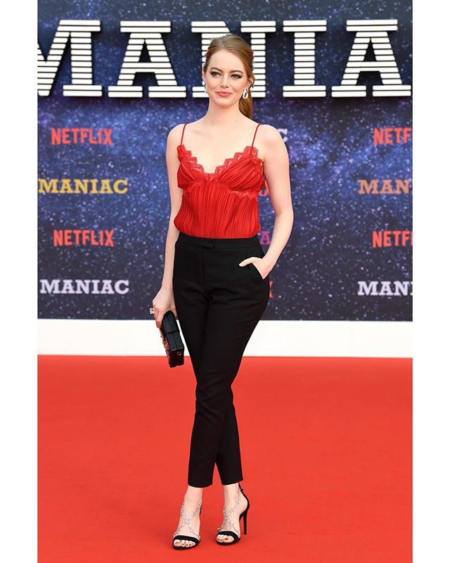 Emma Stone Scrolller