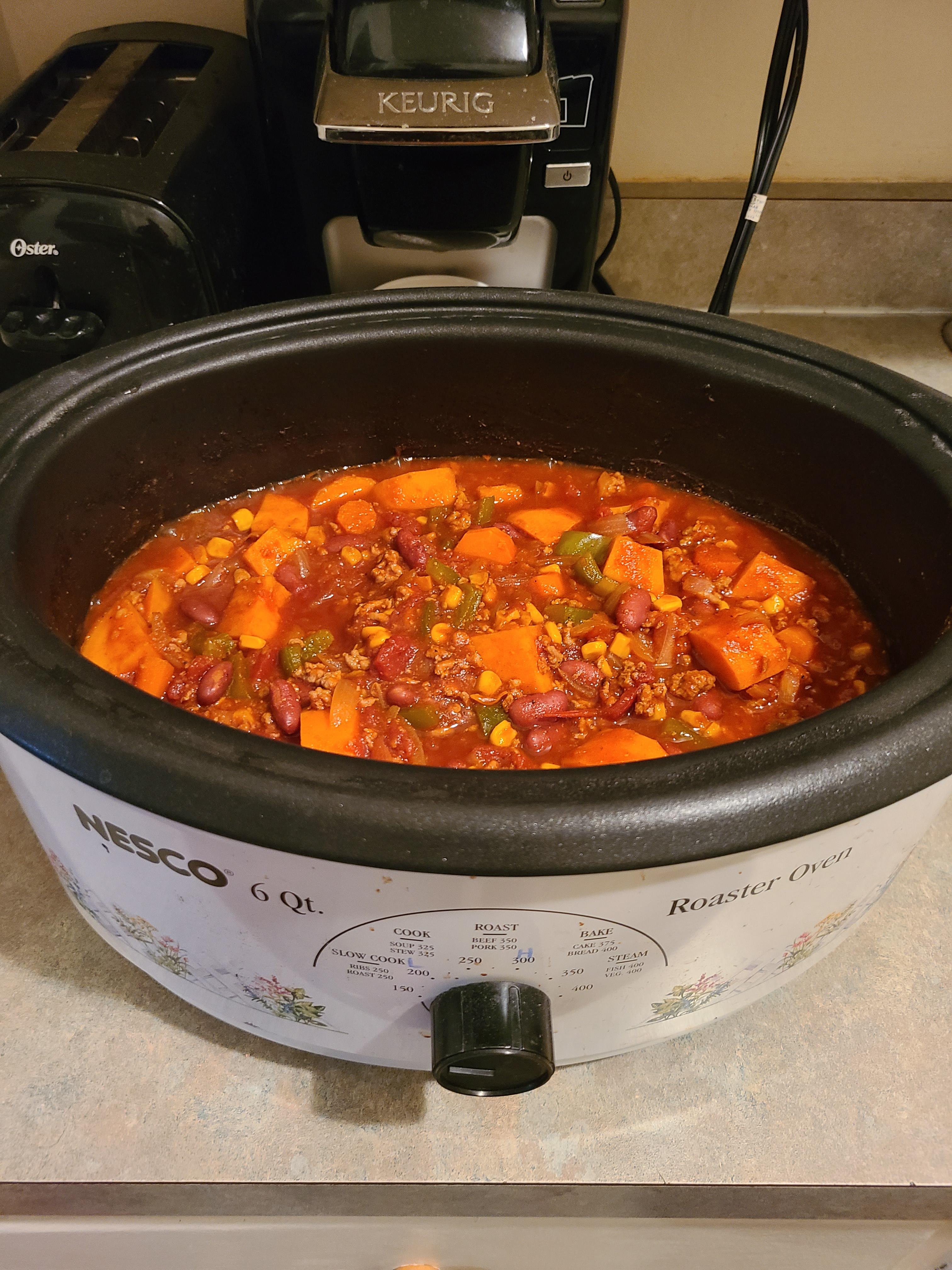 Everybody is going to get to know each other in the pot | Scrolller